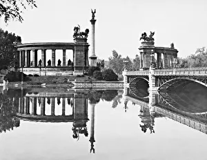 Andrassy: Monument for the 1000-year founding of the state of Hungary