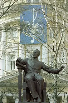 Tchaikovsky: Monument to composer Pyotr Tchaikovsky in Moscow, 1981