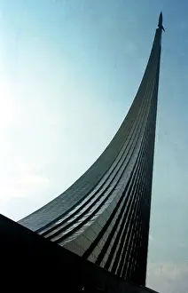 Barshch: Monument to the Conquerors of Space in Moscow, 1985