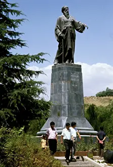Mohammad: Monument to Farrid-udding Abu Abdullah Jafar ibn
