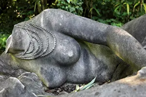 Headless: Monument a la Gloire de lao'nExpansion Coloniale