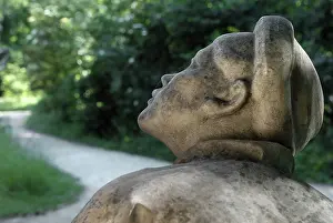 Gloire: Monument a la Gloire de lao'nExpansion Coloniale