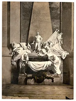 Mauritz: Monument to Marshall Mauritz of Saxe, Strassburg, Alsace Lor