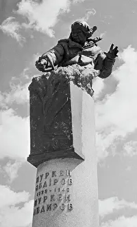 Prospect: Monument to N.A. Abdirov in Karaganda