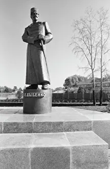 Commissar: Monument to Pavel Dybenko