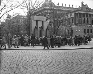 Ringstrasse: Monument of the Republic in Vienna