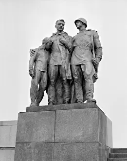 Bratislava: Monument to Soviet soldiers in Bratislava, 1974