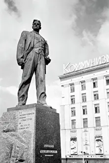 Mayakovsky: Monument to V. Mayakovsky in Moscow