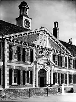 Decayed: MORDEN COLLEGE