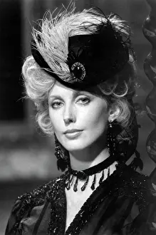 Miniseries: Morgan Fairchild - actress