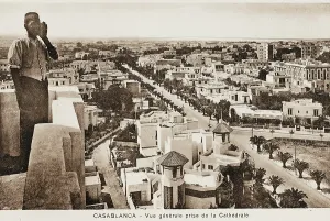 Muezzin: Morocco, Casablanca - Call to Prayer