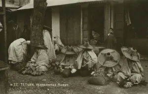 Cloaks: Morocco - Tetuan - Street Traders