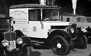 Benzole: Morris 8 Commercial