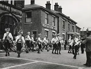 Glossop: MORRIS DANCE