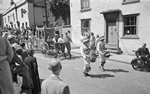 Thaxted: Morris Dancing