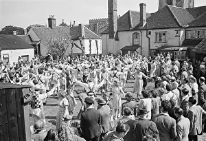 Thaxted: Morris Dancing