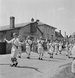 Wethersfield: Morris Dancing