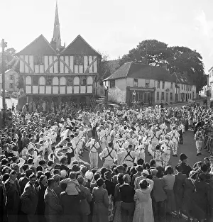 Thaxted: Morris Dancing