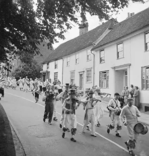Thaxted: Morris Dancing