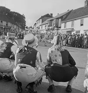 Thaxted: Morris Dancing
