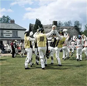 Accordions: MORRIS MEN, ESSEX