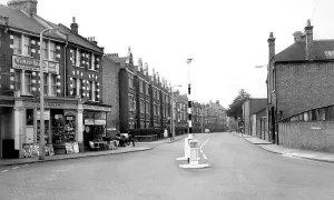 Mortlake: Mortlake, High Street c1955