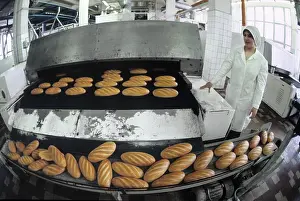 No.7: Moscow Bread Factory No.7, 1982