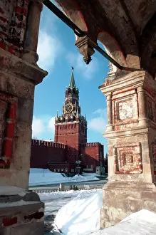 Spasskaya: Moscow Kremlin, 1999