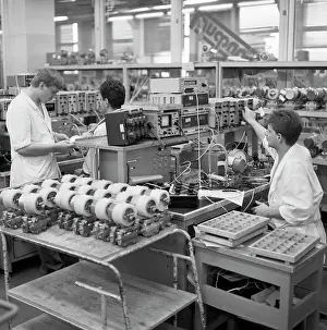 Devices: Moscow Manometer instrument engineering plant