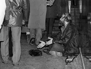 Beggar: Moscow Metro, 1991