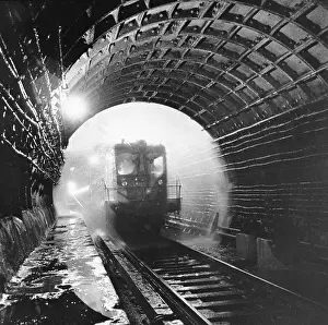 Mosmetrostroy: Moscow Metro tunnel under construction, 1974