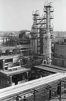 Refinery: Moscow oil refinery, 1986