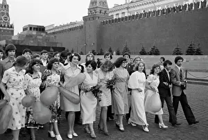 Graduates: Moscow school graduates