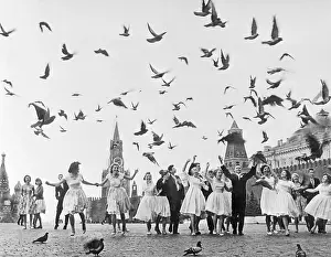 Lagrange: Moscow school leavers in Red Square, 1961