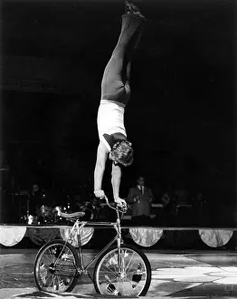 Handlebars: Moscow State Circus in Cornwall