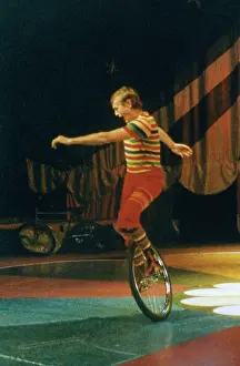 Unicycle: Moscow State Circus in Cornwall
