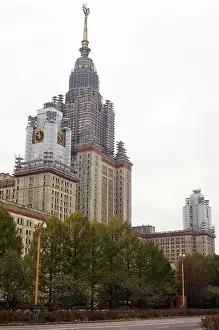 Sparrow: Moscow State University building, 1999