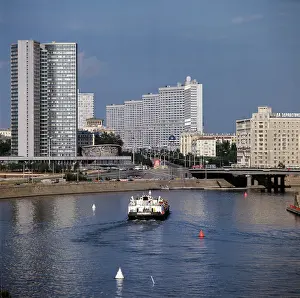 Kalinin: Moscow views, 1977