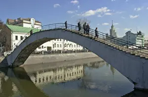 Bypass: Moscow views, 2005