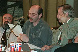 Authors: Moscow writers Popov, Kabakov and Glezer support