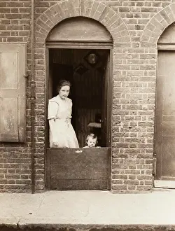 Limehouse: MOTHER, CHILD, LIMEHOUSE