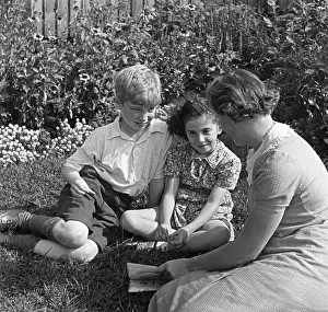 Doting: MOTHER & CHILDREN