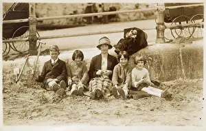 Cliftonville: Mother and four children on the beach