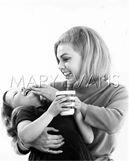 Wipe: MOTHER AND DAUGHTER