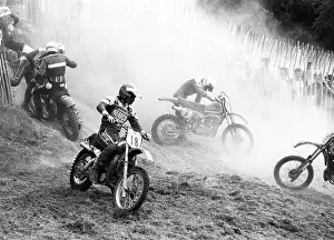 Mucky: MOTOCROSS SCRAMBLING
