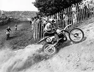 Mucky: MOTOCROSS SCRAMBLING