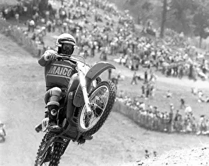 Wheelie: MOTOCROSS SCRAMBLING