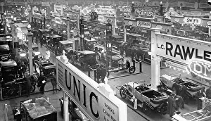 Showroom: Motor Show in London, 1925