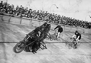 Olympiabahn: Motor-paced racing in Berlin, 1932