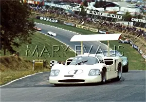 Chaparral: Motor racing Brand Hatch, England
